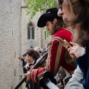 Reenactment of the attempted theft of the Crown Jewels.